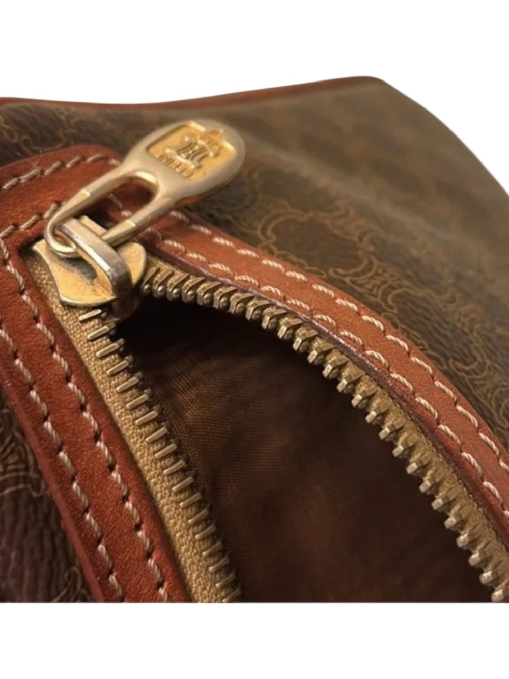 Celine Vintage Macadam Triomphe Clutch With The Iconic Brown Monogram Canvas - Picture 9 of 9